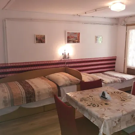 Apartament Nyari-lak